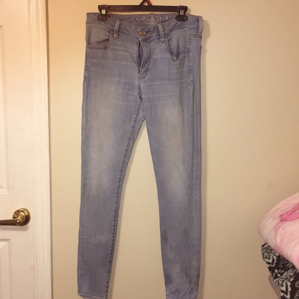 Super stretch American eagle jeans